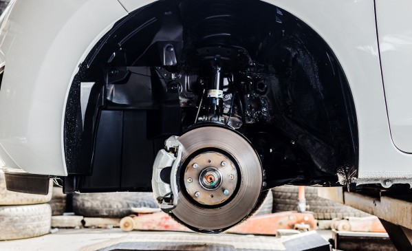 automotive_break_brems_rad_mod_1920px